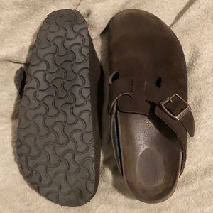 Birkenstocks Boston Clogs
